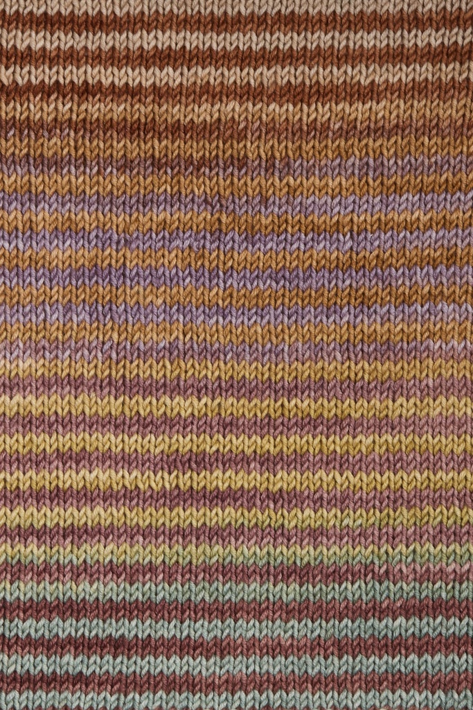 Urth Yarns Uneek Worsted Pan 24